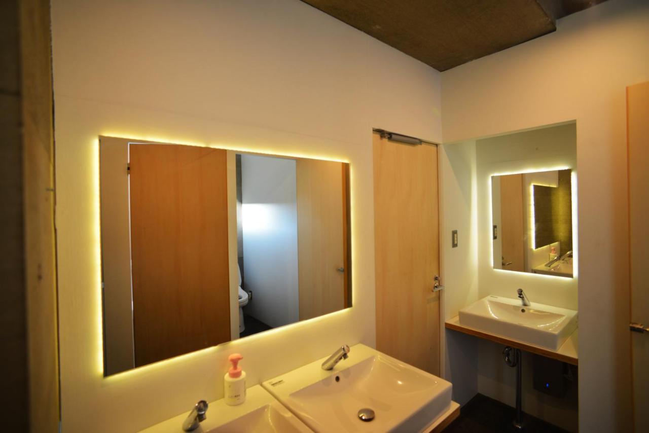 Auberge de jeunesse Artnshelter à Tōkyō Extérieur photo