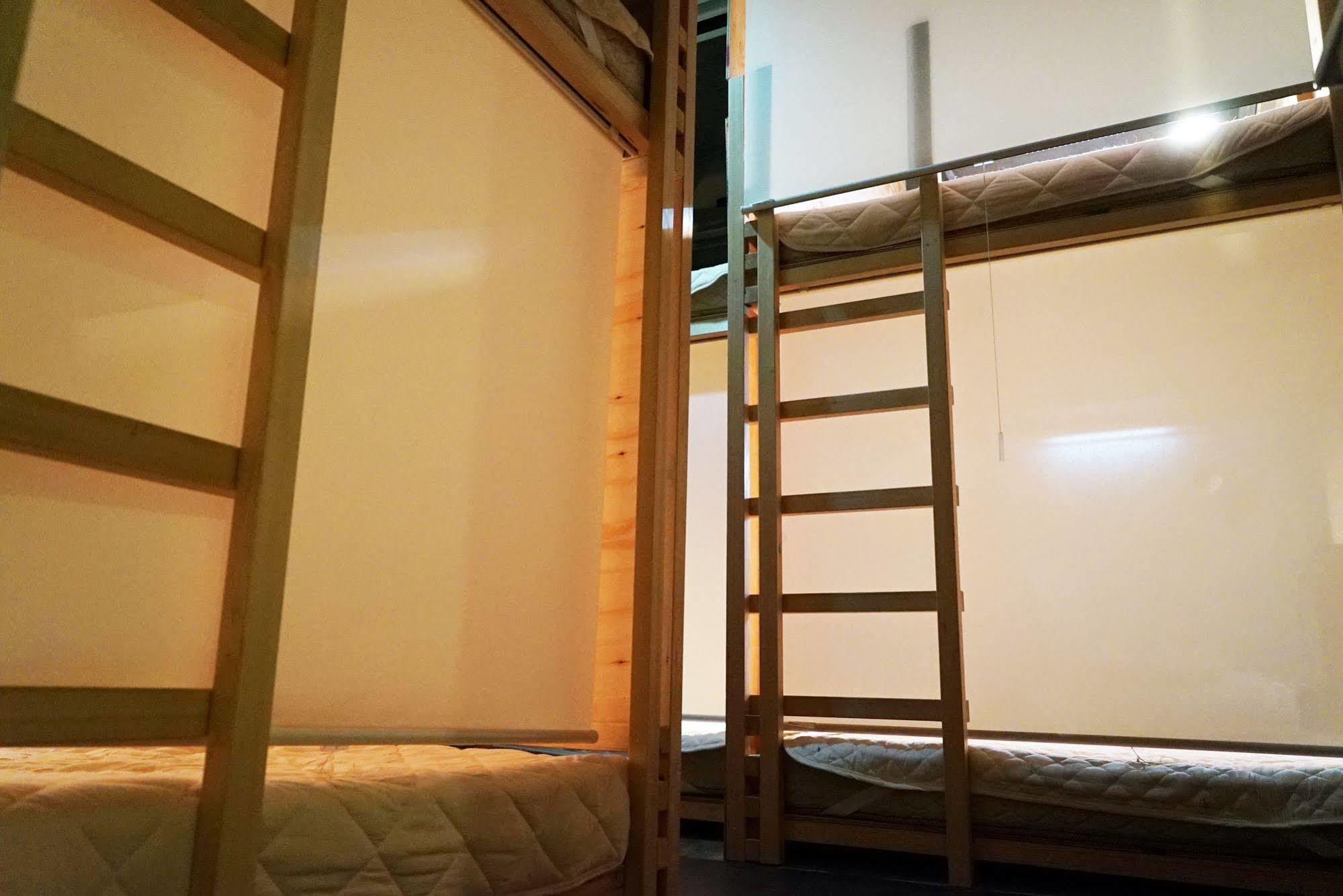 Auberge de jeunesse Artnshelter à Tōkyō Extérieur photo