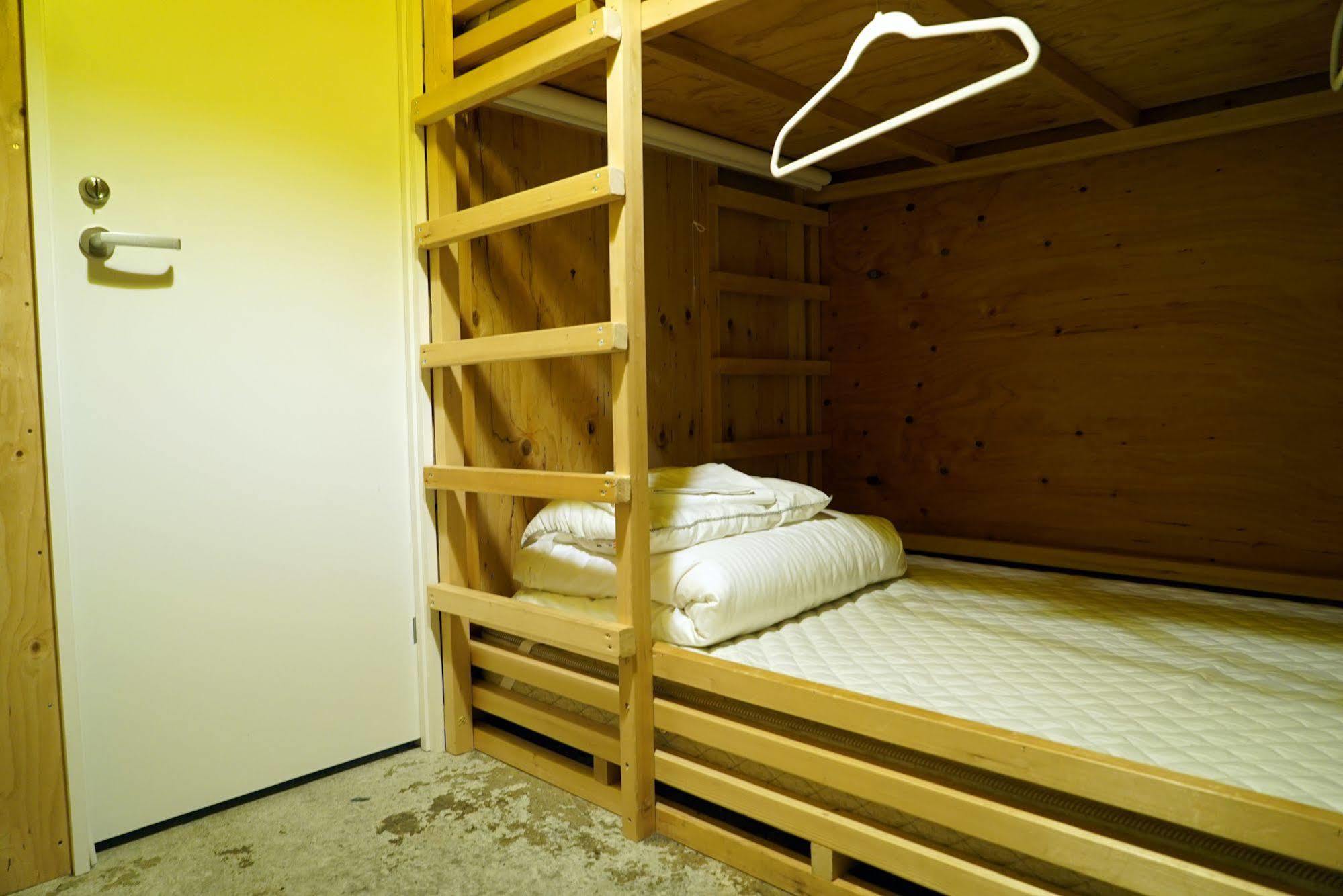 Auberge de jeunesse Artnshelter à Tōkyō Extérieur photo